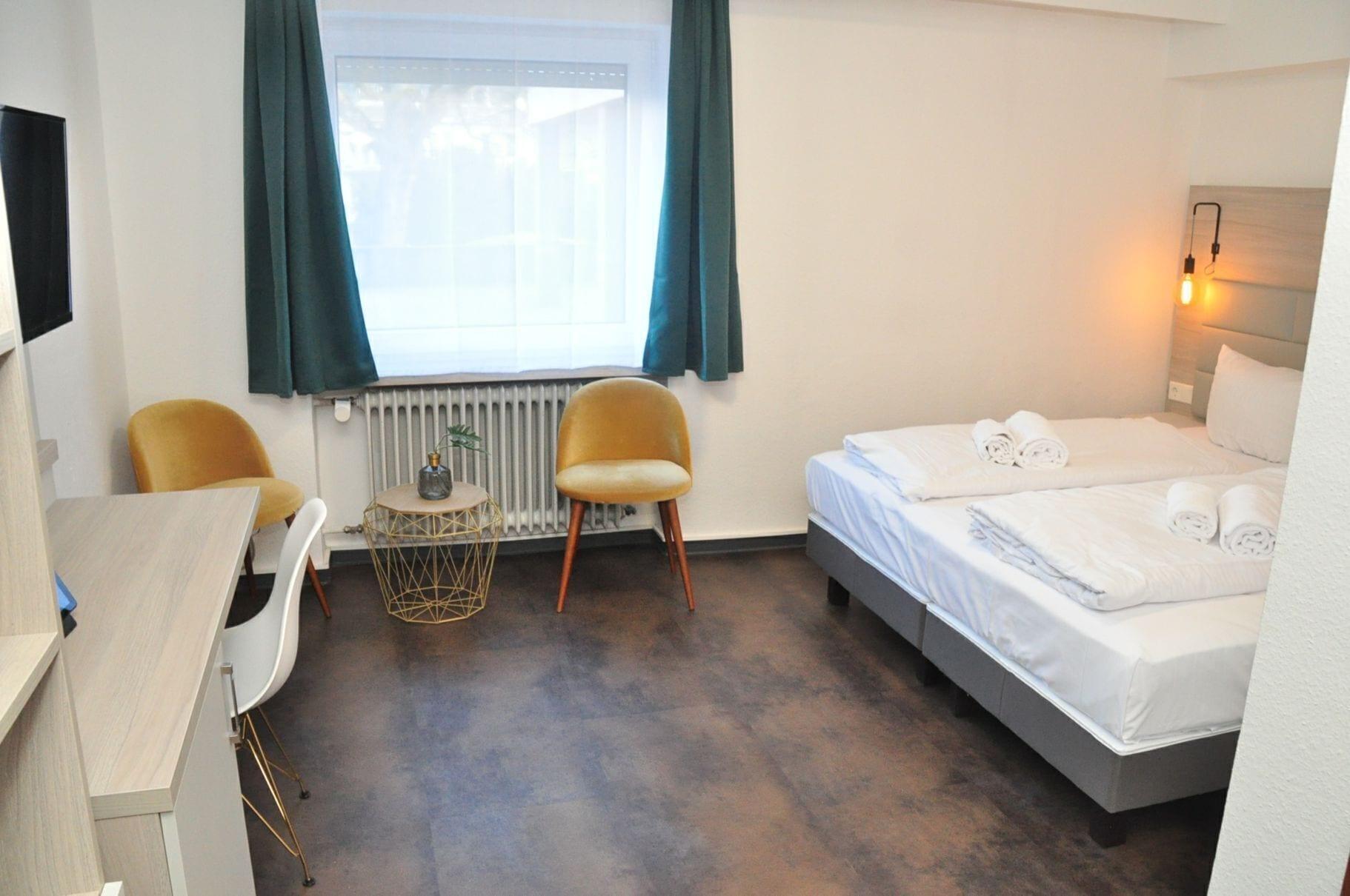Hotel Am Martinsberg Andernach Bagian luar foto