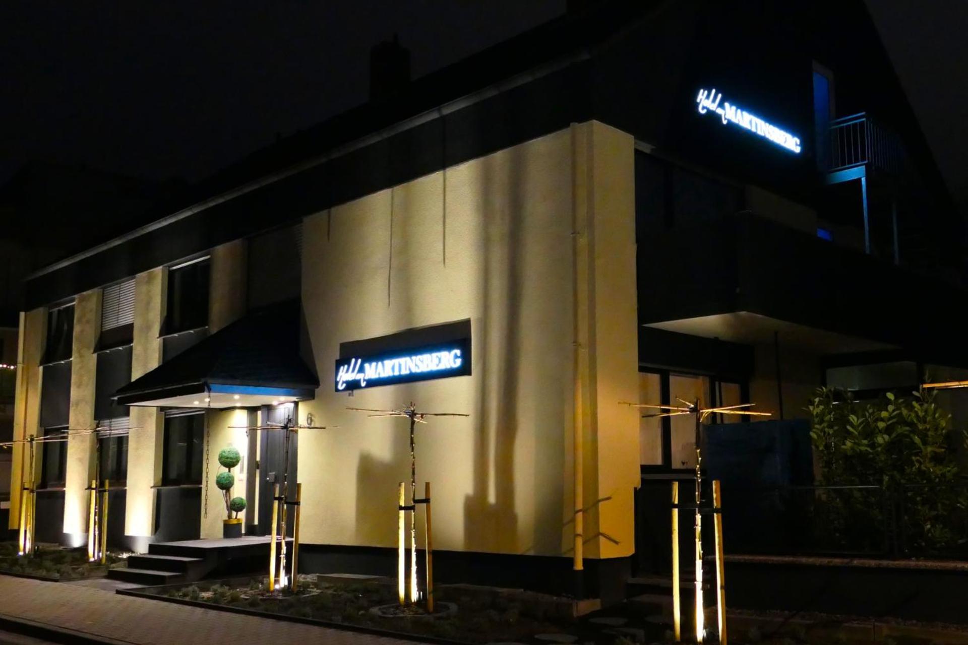 Hotel Am Martinsberg Andernach Bagian luar foto